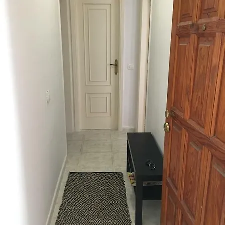 Calle Pasaje Primero De Alvarez *